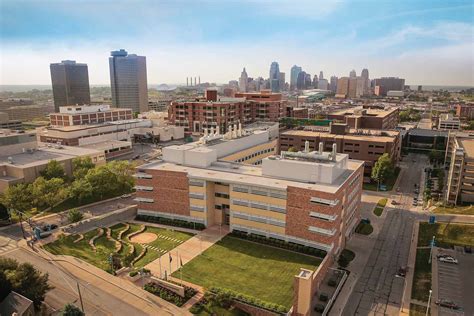 umkc|University of Missouri–Kansas City .